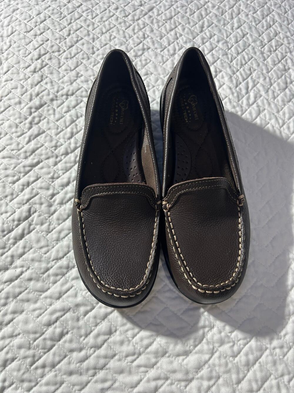 I Comfort Women’s Brown Leather Loafers/  Size 8.5
Perfect condition